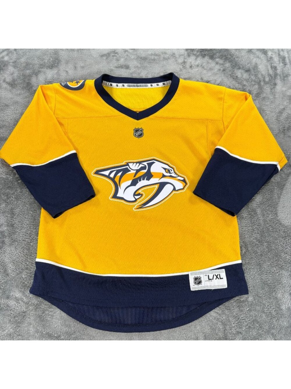 Nashville Predators NHL Hockey Jersey Partridge 33 Gold Navy youth Boys L/XL